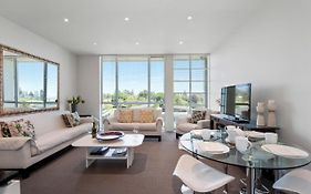 Marinaside Villa - Taupo Holiday Apartment